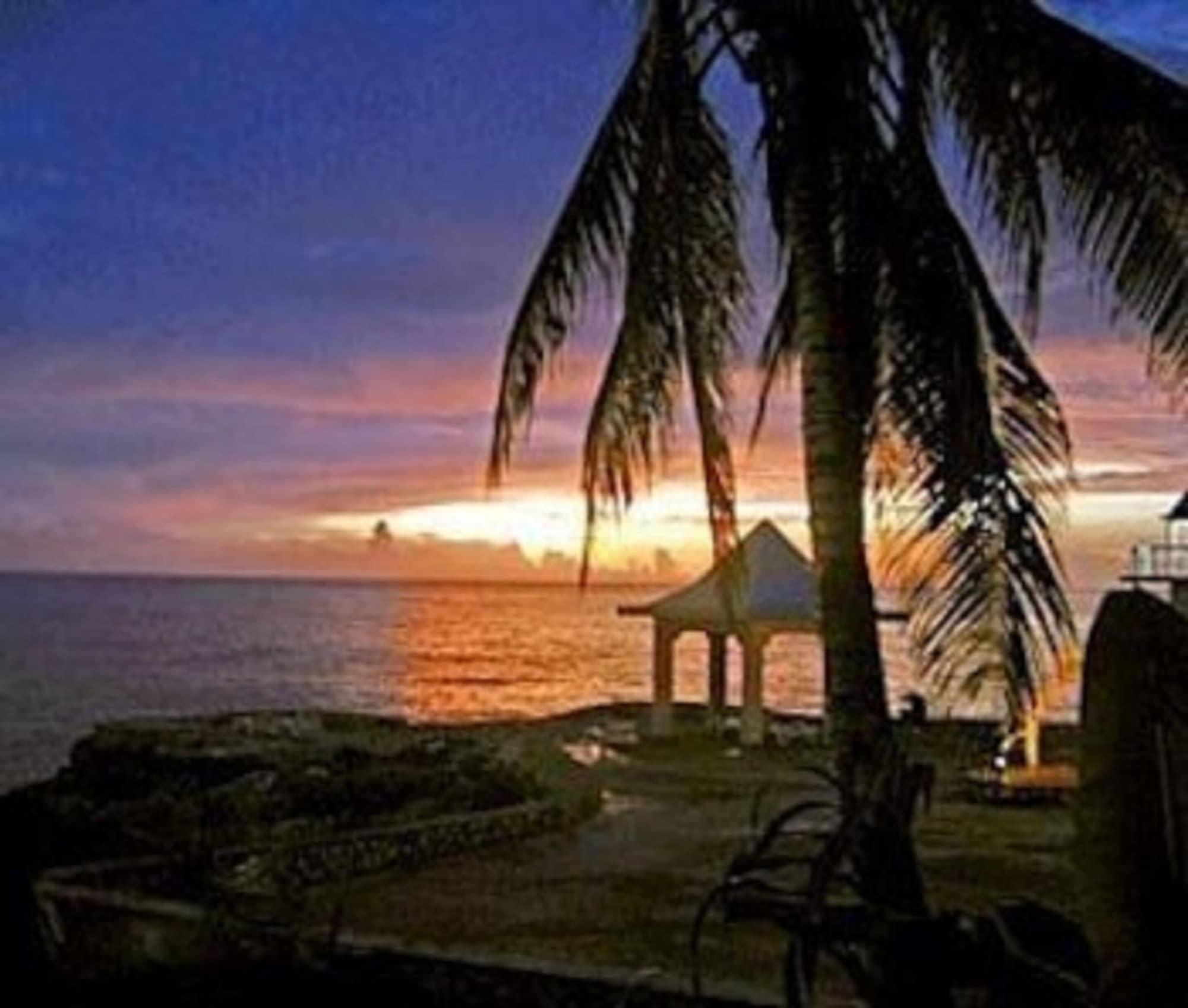 Negril Escape Resort And Spa Hotel Exterior photo